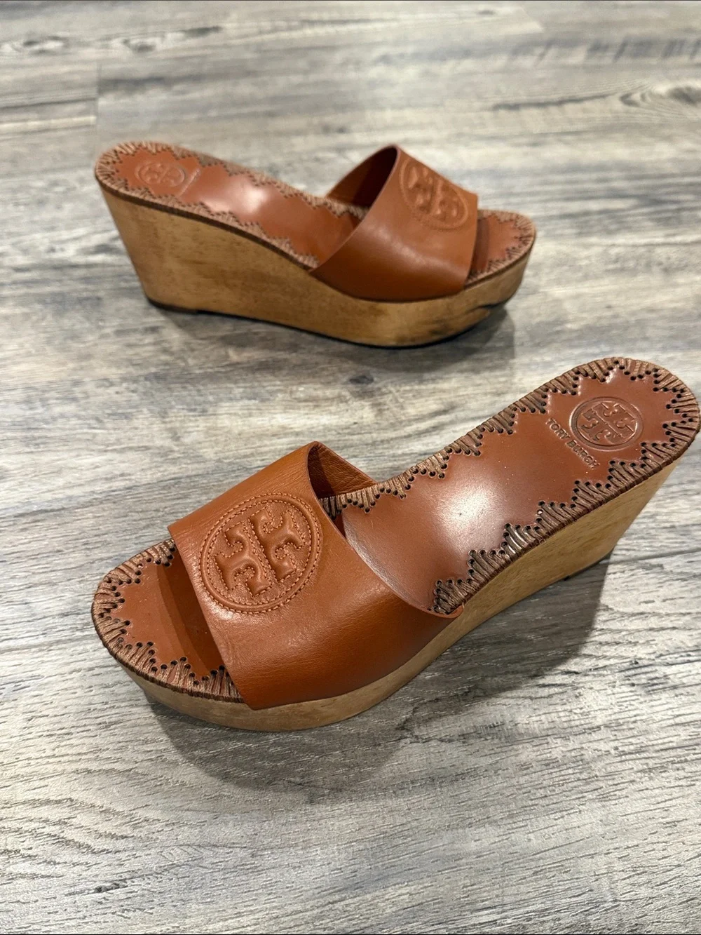Tory Burch Patti Wedge 80mm Slide Sandals Nappa Leather Perfect Cuoio 6.5 Shoes
